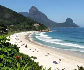 Descubra a Praia de Itaipu: Uma Joia de Niterói