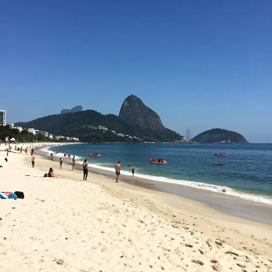 Praias Oceânicas de Niterói: Um Paraíso à Beira-Mar